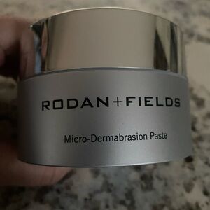 Rodan + Fields Silver Micro-Dermabrasion Paste